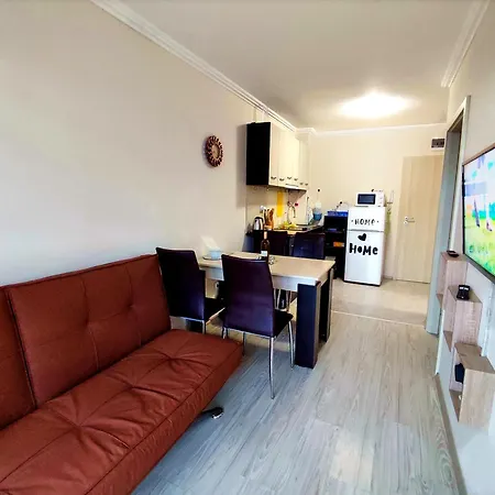 Zoya Apartment